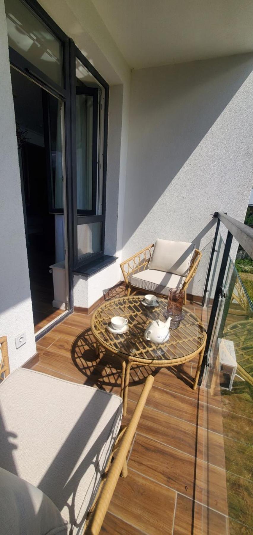 Apart-Terrace On Baker Street Leopoli Esterno foto